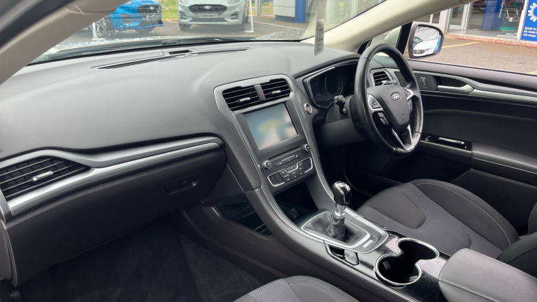 Ford Mondeo 2.0 TDCi 180 Titanium 5dr Diesel Hatchback